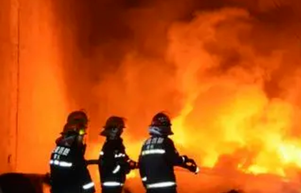 小美容.png 小美容.png